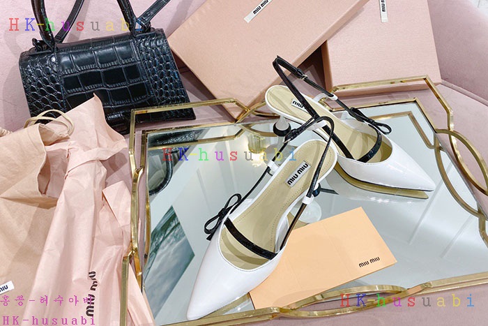 NEW 미우미우 신발 신상 M 323331