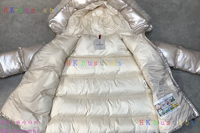 NEW 몽클레어 패딩 신상 M 7242420