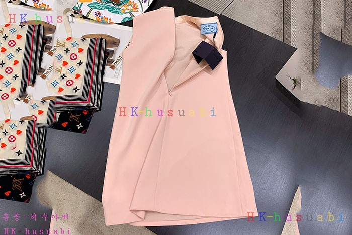 NEW 프라다 치마 신상 P 6865551
