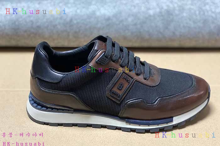 NEW 벨루티 스니커즈 신상 B 4268341