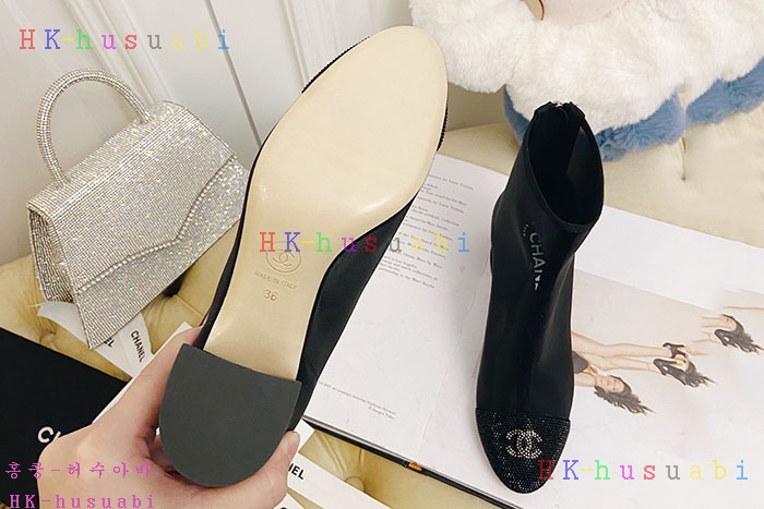 NEW 샤넬 부츠 신상  CH 272536