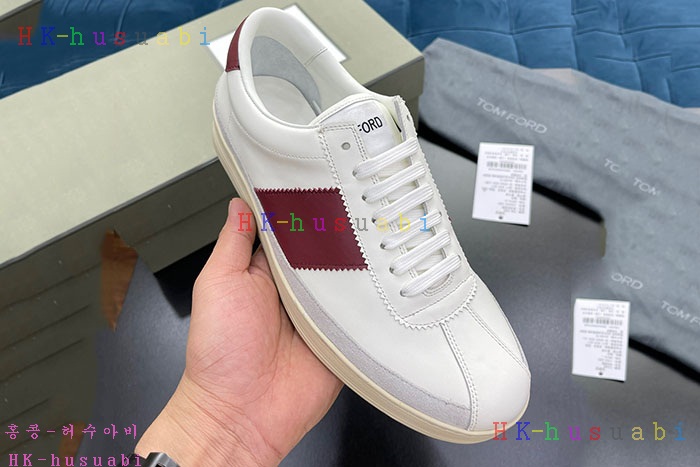 NEW 톰브라운  스니커즈 신상 TB 724665