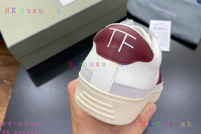 NEW 톰브라운  스니커즈 신상 TB 724665