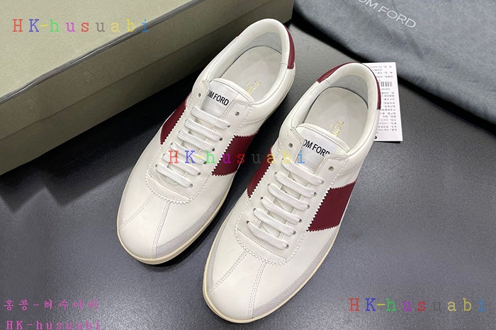 NEW 톰브라운  스니커즈 신상 TB 724665