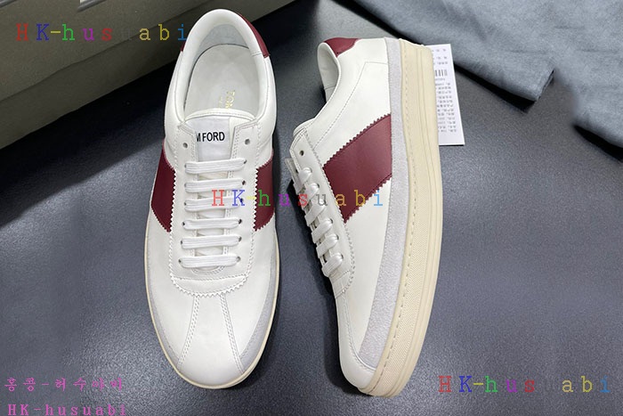 NEW 톰브라운  스니커즈 신상 TB 724665