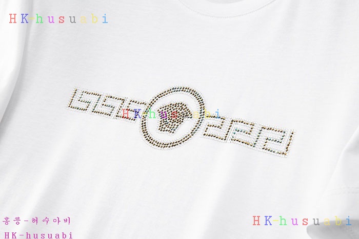 NEW 베르사체 반팔티 신상 V4524426