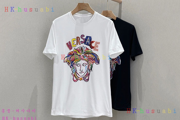 NEW 베르사체 반팔티 신상 V4524428