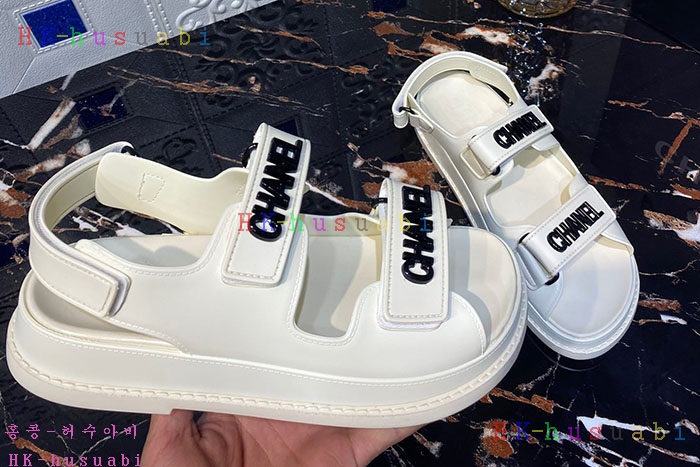 NEW 샤넬 샌들 신상 C 1425901