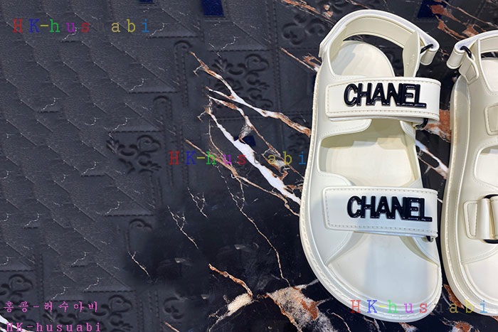 NEW 샤넬 샌들 신상 C 1425901