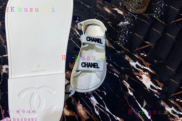 NEW 샤넬 샌들 신상 C 1425901