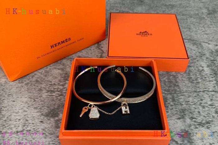 NEW 에르메스 팔찌 신상 H 7477716