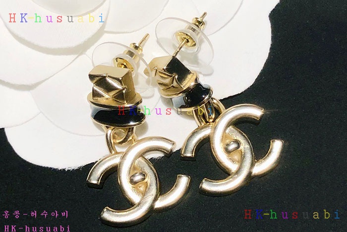 NEW 샤넬 귀걸이 신상 C 727553