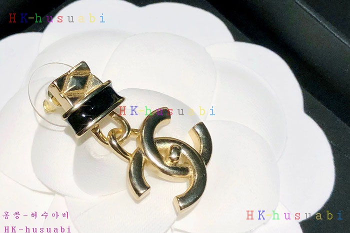 NEW 샤넬 귀걸이 신상 C 727553