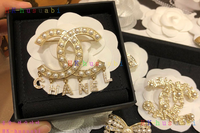 NEW 샤넬 브로치 신상 C 727579