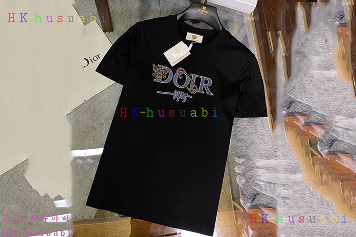 NEW 디올 반팔티 신상 DR 7454220