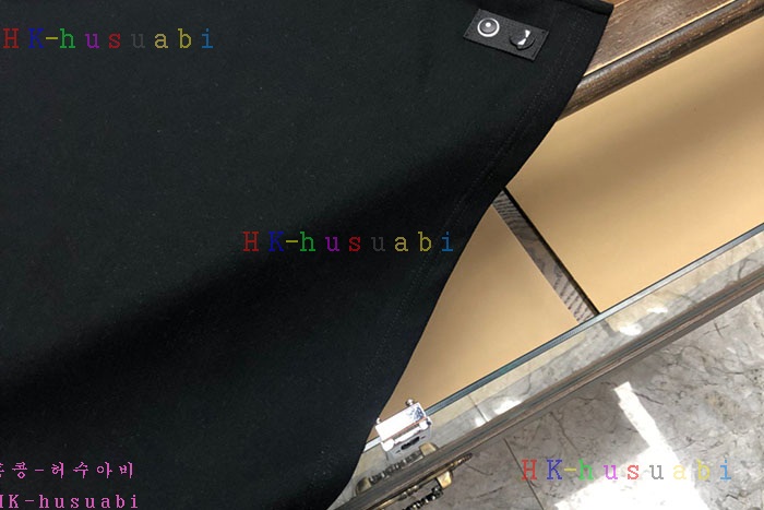 NEW 펜디 반팔티 신상 F 3256633