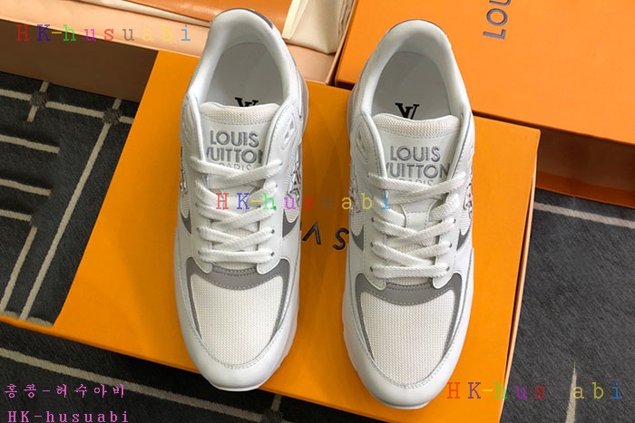 NEW 루이비통 남성 스니커즈  LV 124364