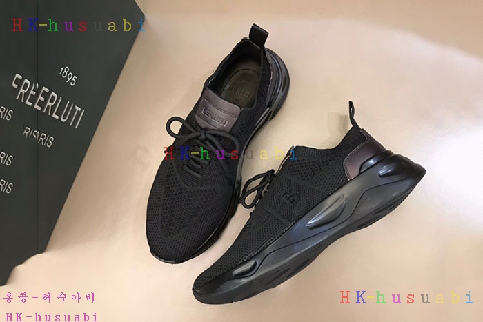 NEW 벨루티 스니커즈 신상 B2042555
