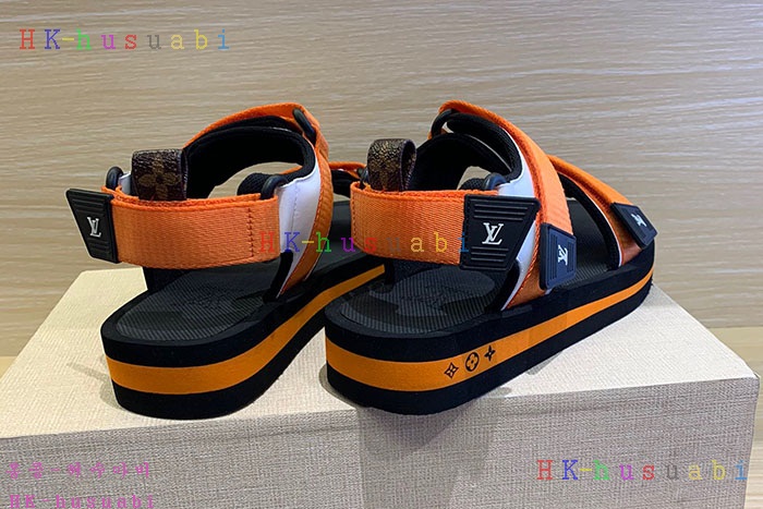 NEW 루이비통 샌들 신상 LV 1243301