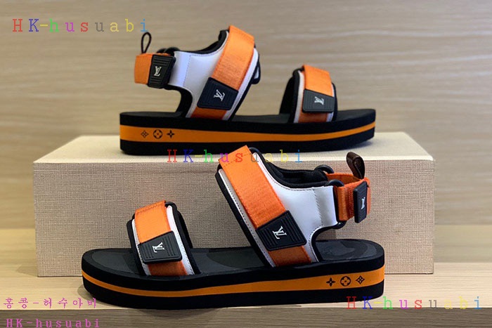 NEW 루이비통 샌들 신상 LV 1243301