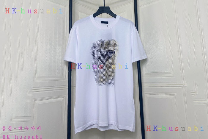 NEW 프라다 반팔티 신상 P 1114251