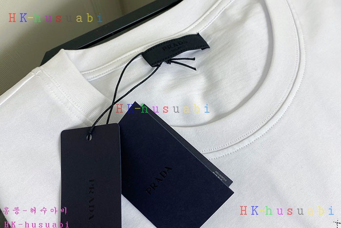 NEW 프라다 반팔티 신상 P 1114251
