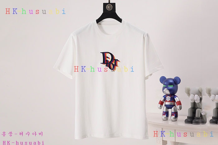 NEW 디올 반팔티 신상 DR 1243301