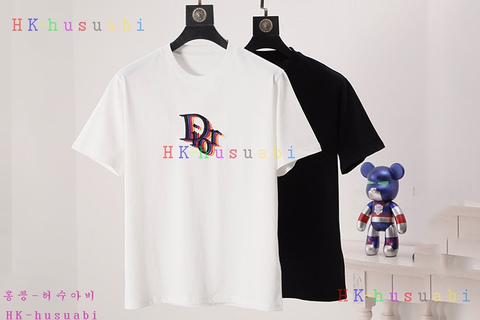 NEW 디올 반팔티 신상 DR 1243301