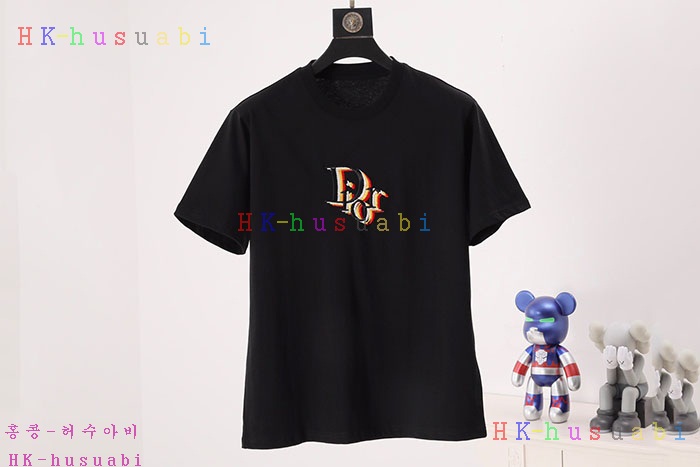 NEW 디올 반팔티 신상 DR 1243301