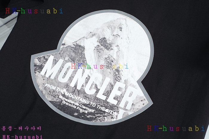 NEW 몽클레어 반팔티 신상 M 233524