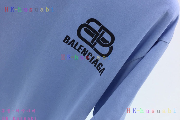 NEW 발렌시아가 반팔티 신상 B 4725220