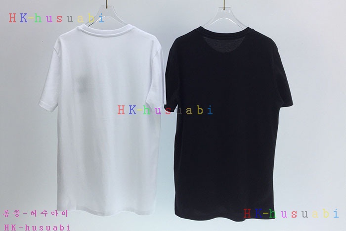 NEW 버버리 반팔티 신상 BB 225007