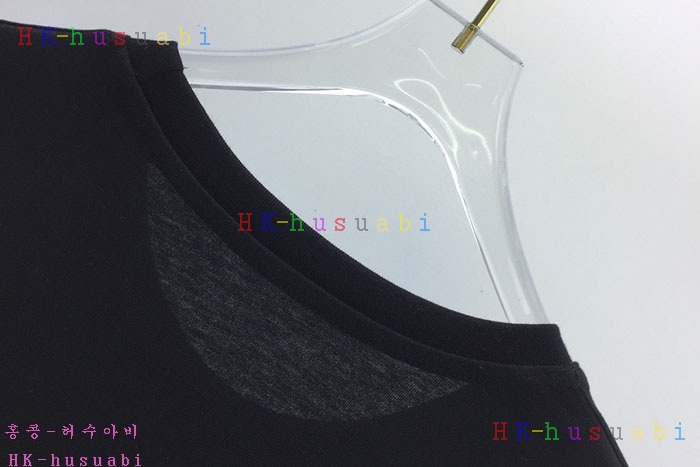 NEW 버버리 반팔티 신상 BB 225007