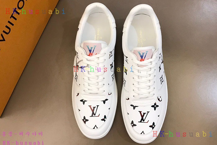 NEW 루이비통 스니커즈 신상 LV 427582