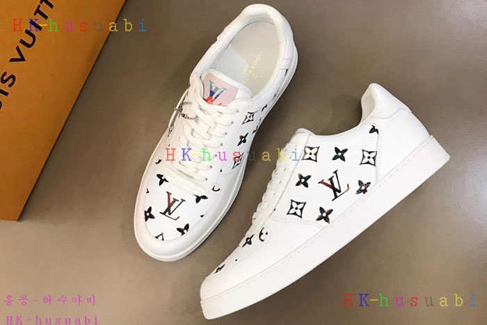NEW 루이비통 스니커즈 신상 LV 427582