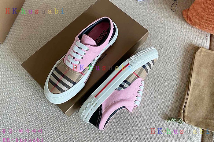 NEW 버버리 스니커즈 신상 BB  4472521