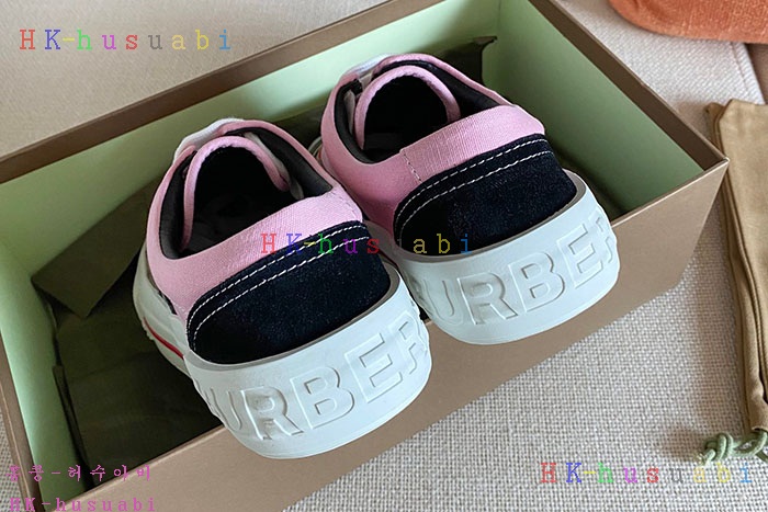 NEW 버버리 스니커즈 신상 BB  4472521