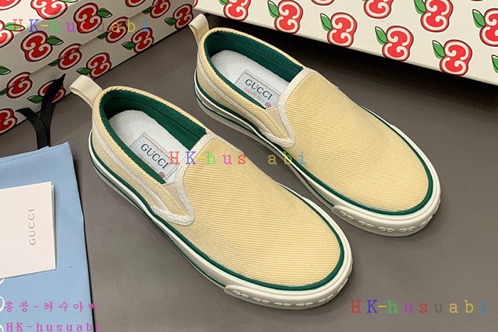 NEW 구찌 스니커즈 신상  GU 654017