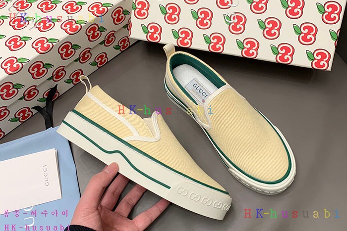 NEW 구찌 스니커즈 신상  GU 654017