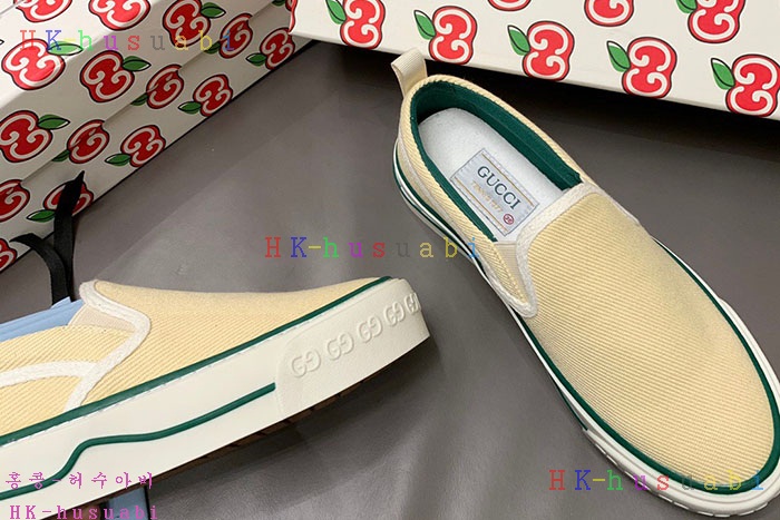 NEW 구찌 스니커즈 신상  GU 654017