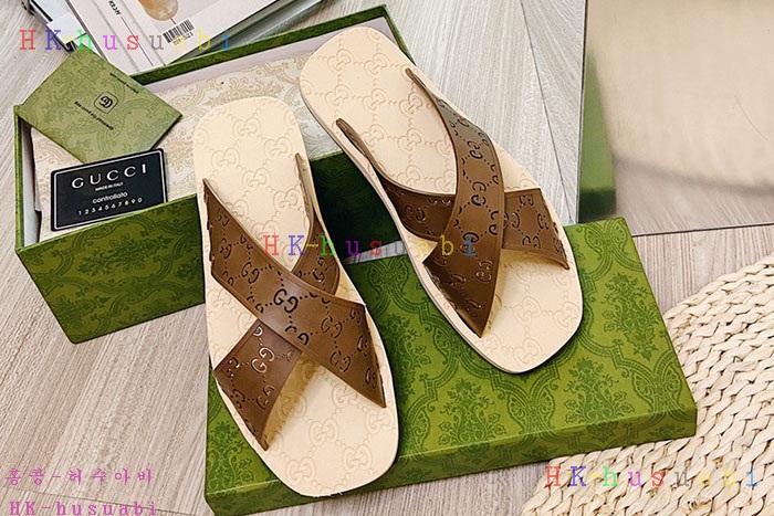NEW 구찌 슬리퍼 신상  GU 654019
