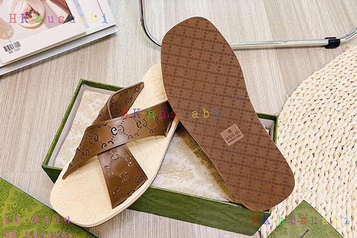 NEW 구찌 슬리퍼 신상  GU 654019