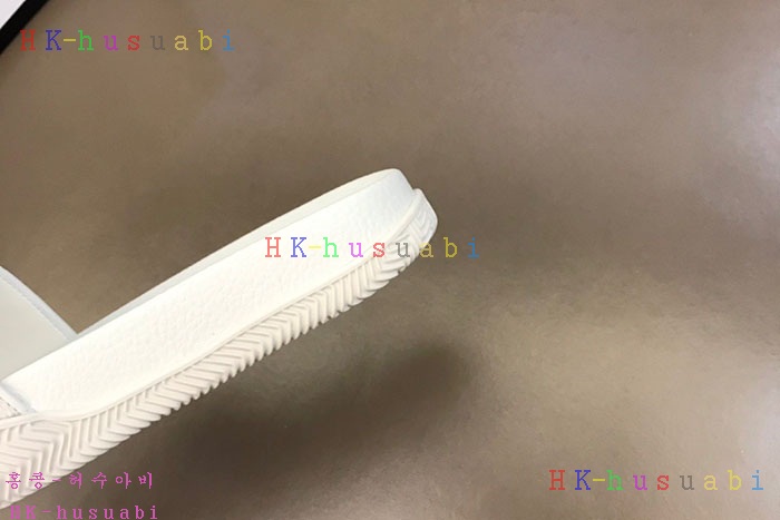 NEW 구찌슬리퍼 신상  GU 653997