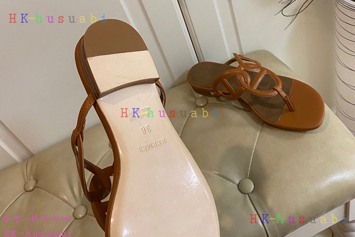 NEW 에르메스 샌들 신상 H 242502
