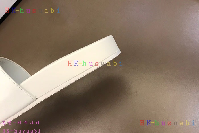 NEW 구찌 슬리퍼 신상 GU 325010