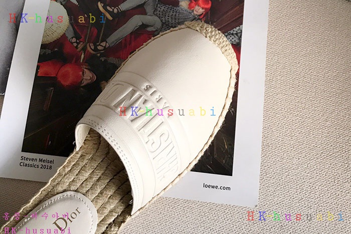NEW 디올 신발 신상 DR 857221
