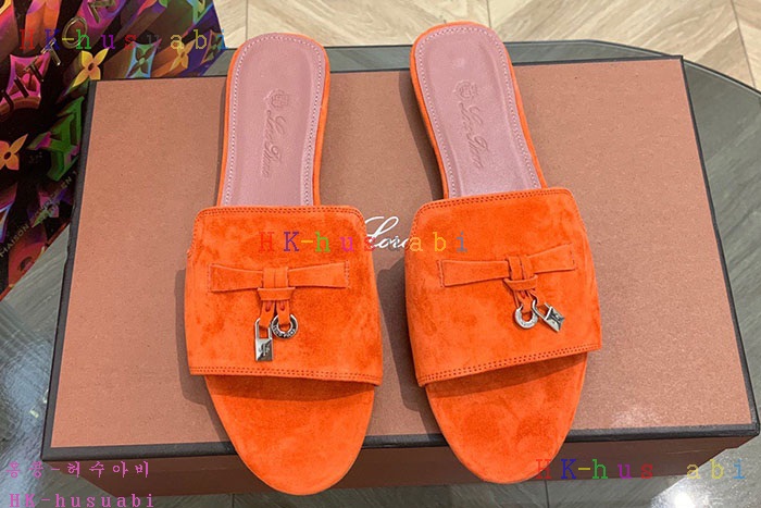 NEW 로로피아나 슬리퍼 신상 L 857230