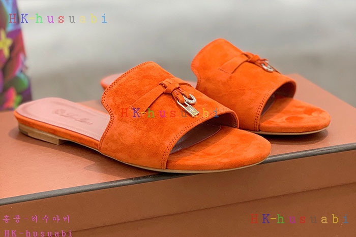 NEW 로로피아나 슬리퍼 신상 L 857230