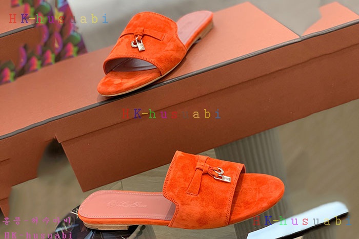 NEW 로로피아나 슬리퍼 신상 L 857230