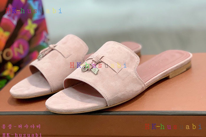 NEW 로로피아나 슬리퍼 신상 L 857223